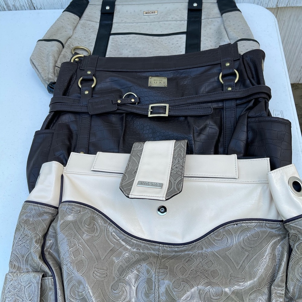 Purse - Picture 3 of 5